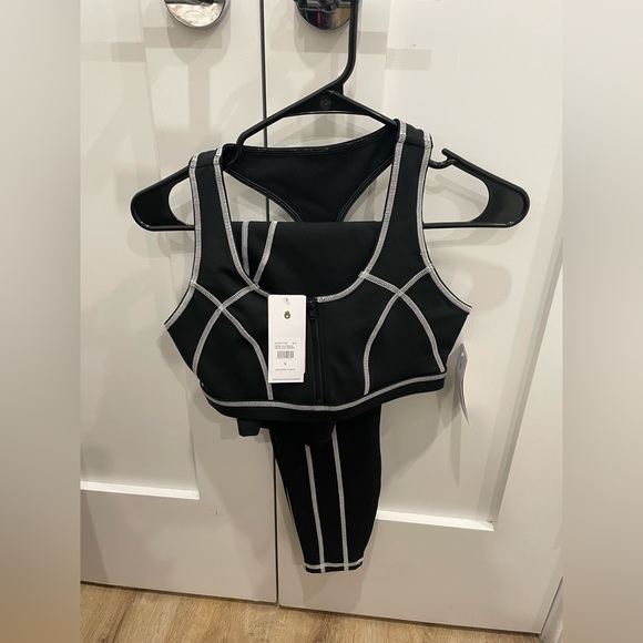 NWT Black and White Vera Zip Front Bra - Picture 4 of 8